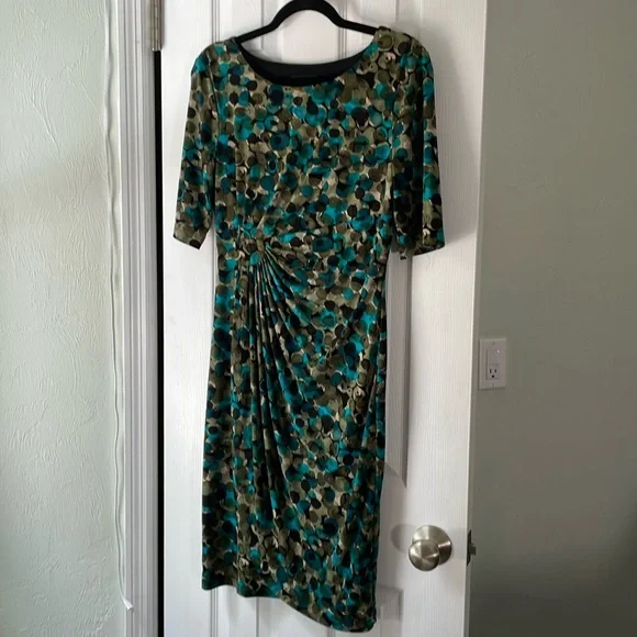 green emerald velvet dress Connected Apparel Split Tie Neck 3/4 Sleeves Solid Tiered Silhouette Crepe  Dress main image 1